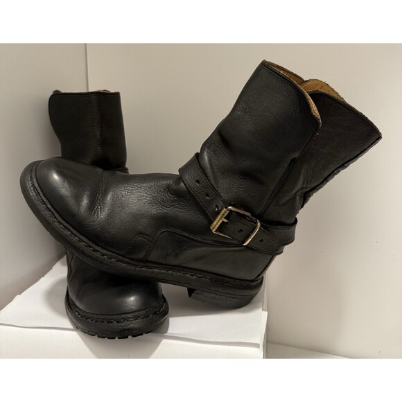 BURBERRY Leather Boots Sz 38  1/2/ 8.5 US Genuine Shearling Lining - Picture 1 of 13